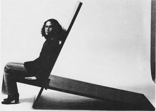 furniturezakassculpturalseating1crop.jpg