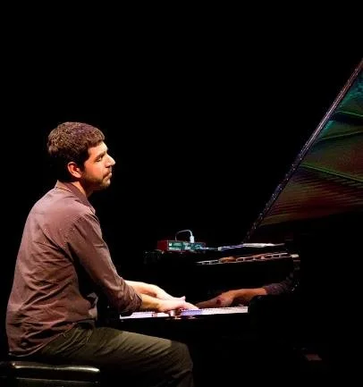 Andre Mehmari. jpeg.jpeg