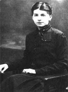 Julie "Şapkacı Kız" Wohryzek