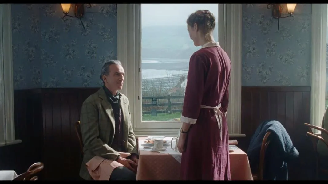 Phantom Thread Tanışma.jpg