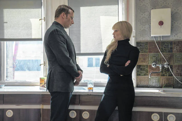 red sparrow4.jpg