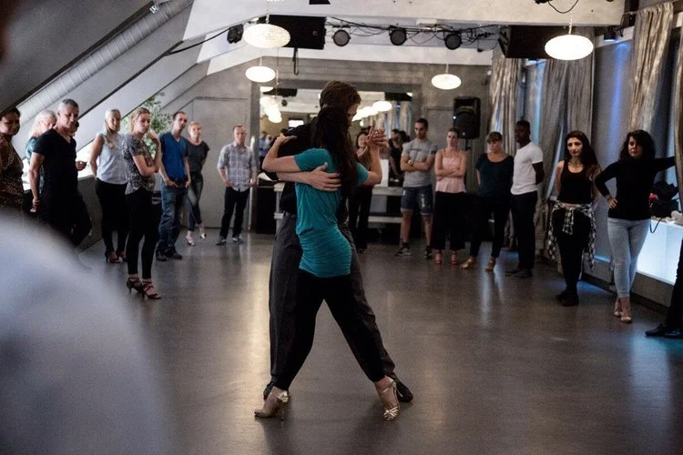 8-ukers tangokurs - litt øvet
