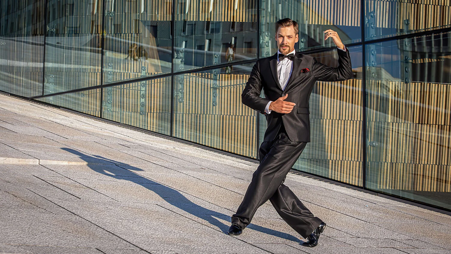 Tango technique for leaders