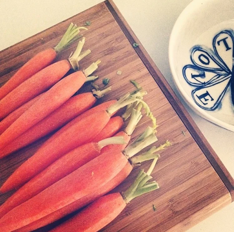 ROASTED PARMESAN CARROTS 