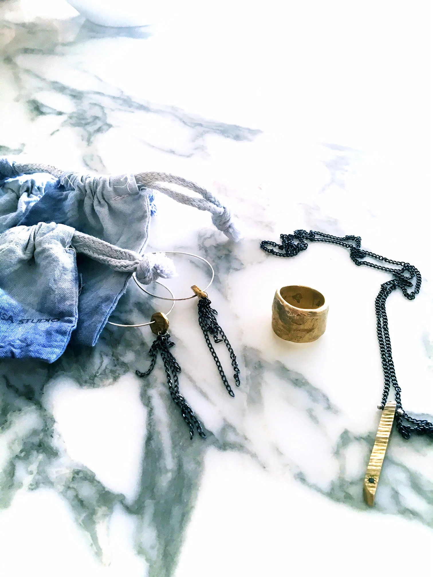  Beauty &amp; Grace of Natural Imperfection: Chikahisa Studio