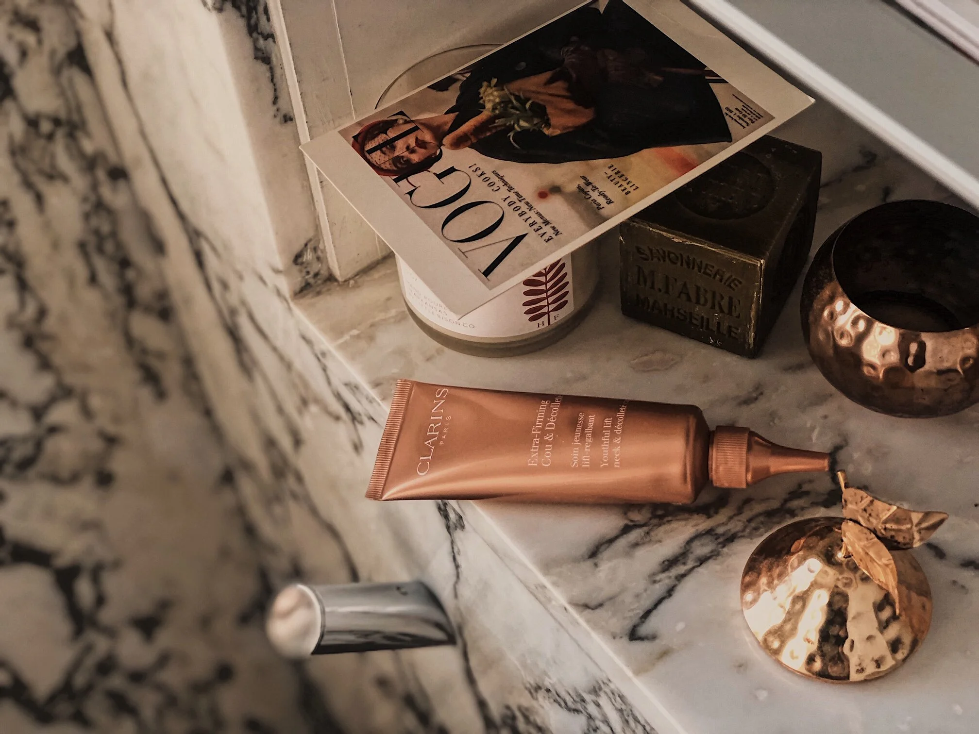 Youthful Neck &amp; Décolleté