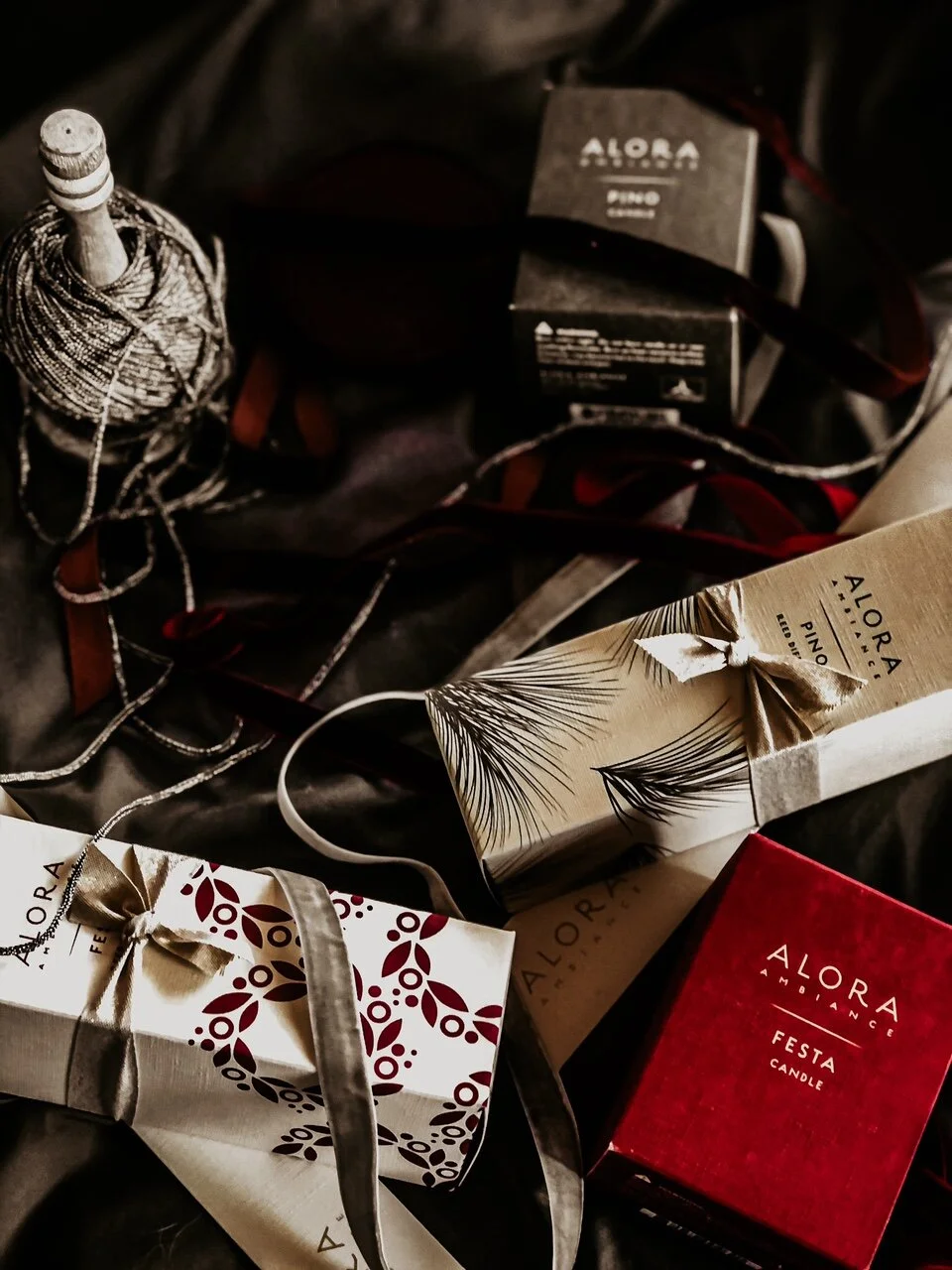 Diffusers And Candles That Smell Exactly Like Christmas-Alora Ambiance
