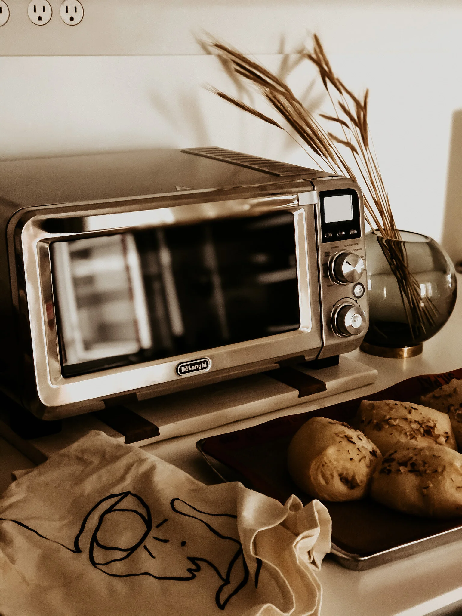 De’Longhi Livenza Air Fry Convection Oven Review