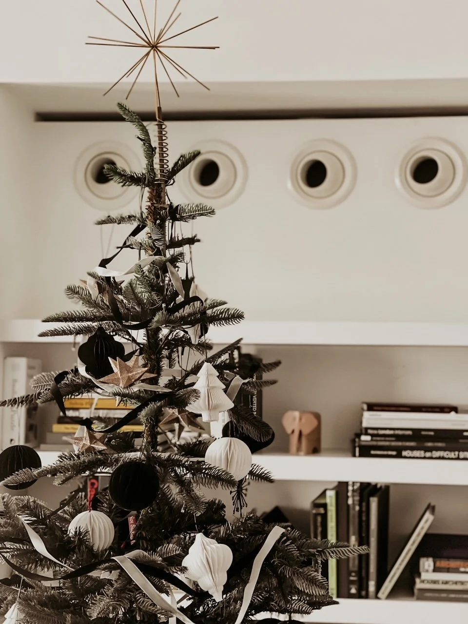 Scandi Christmas Decor Featuring Nordstjerne