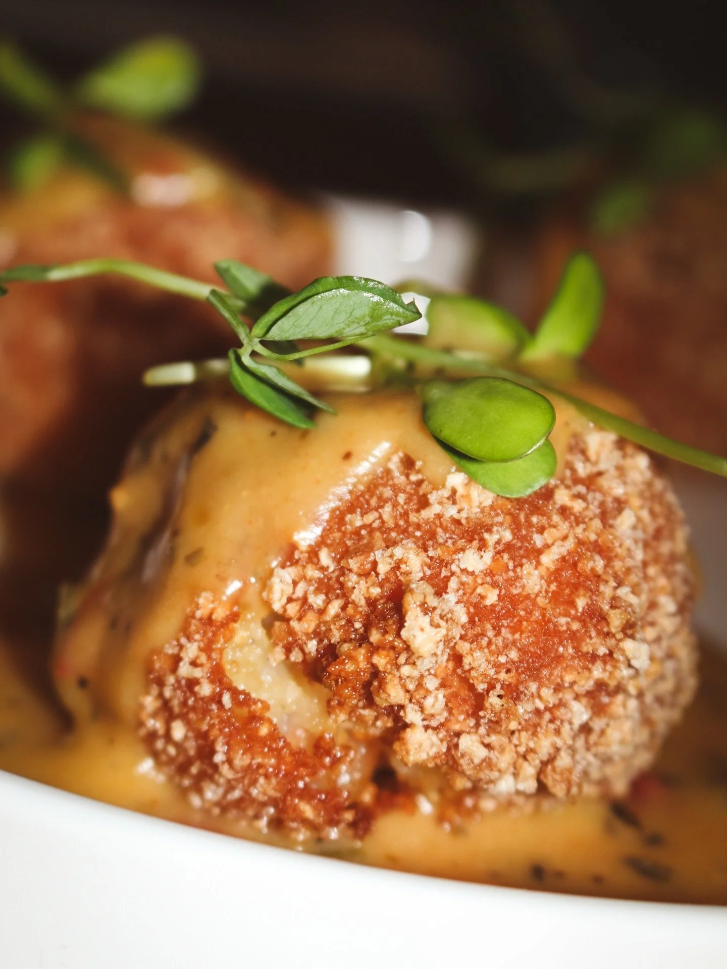 Have y&rsquo;all been to @2floyds_southern_kitchen inside @chompsantafenm ?! 

#SouthernFare #SouthernFood #ComfortFood #FoodPhotography #FoodPhotographer