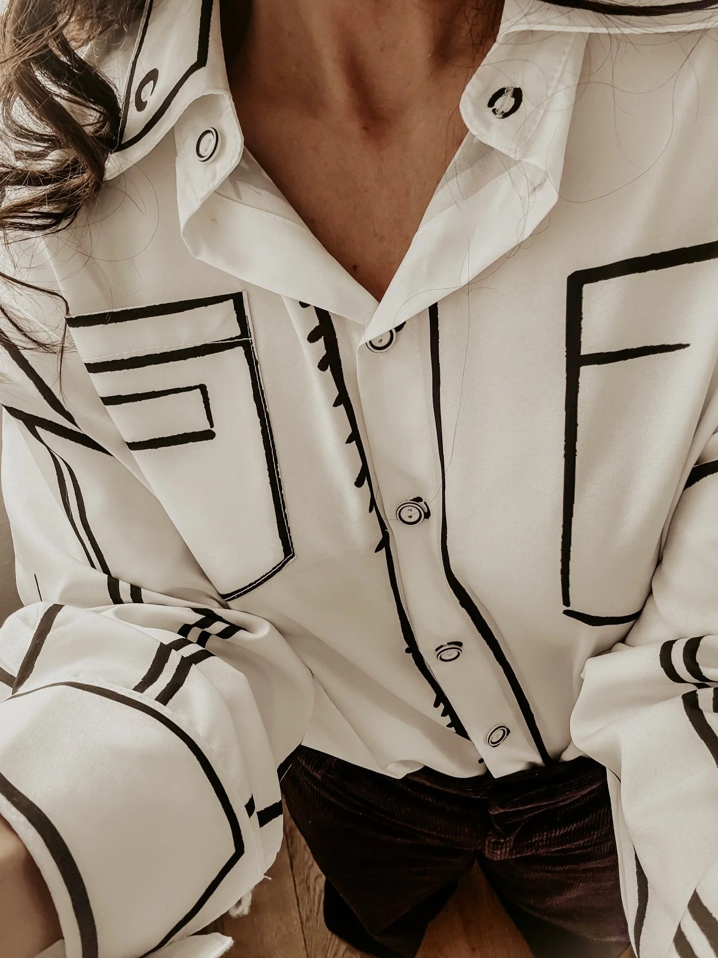 Birthday celebrations, round 10! 

Long lunches. 
Fries with aioli.
Bread dipped in olive oil.
Salads and pizza.

Love @pranzo_italian_santa_fe_nm 

The most beautiful delicious mocktail! Adore @tonicsantafe 

Fave fundido. 
Cute shoes on vintage rug