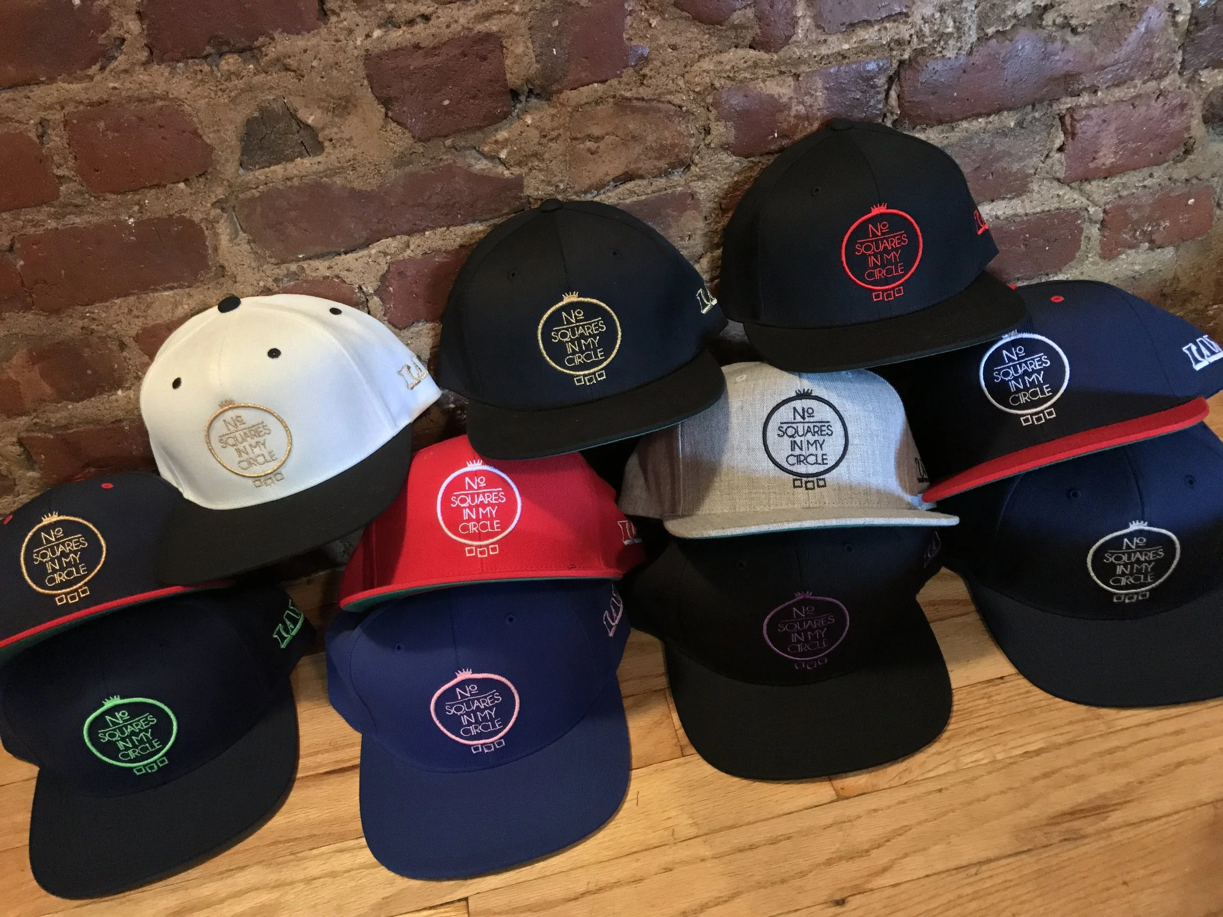 No Squares In My Circle© Snapbacks