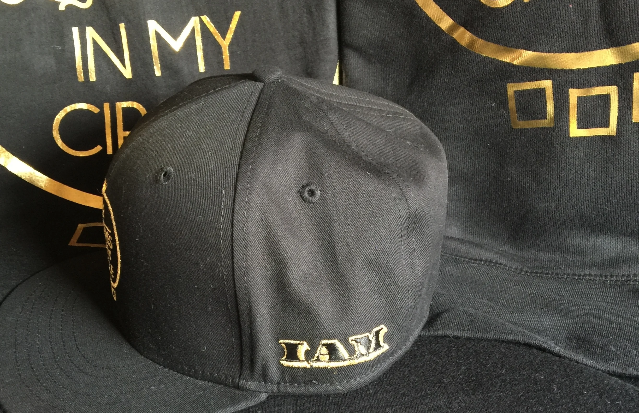 No Squares In My Circle© Black & Gold