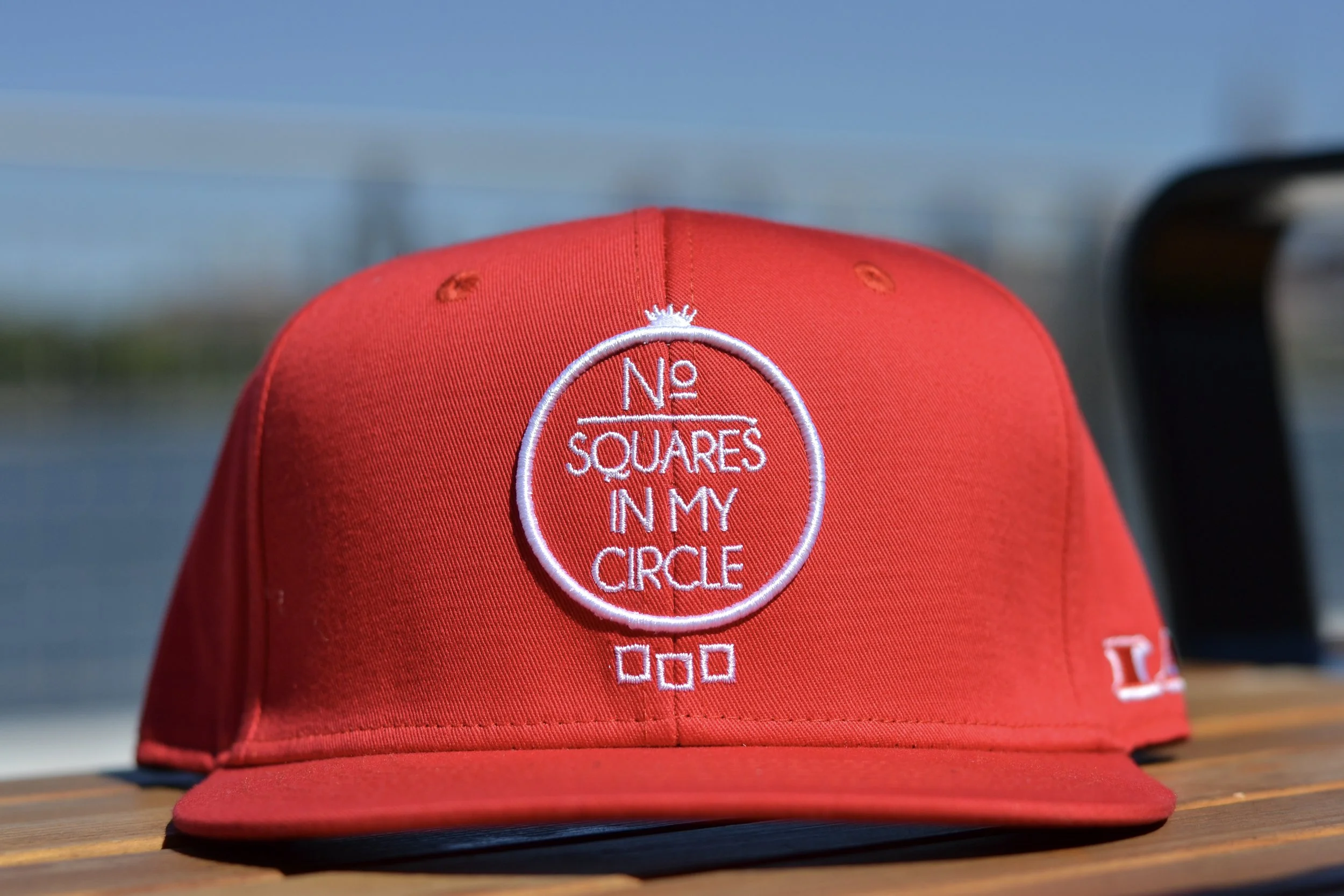 No Squares In My Circle © RED/WHITE