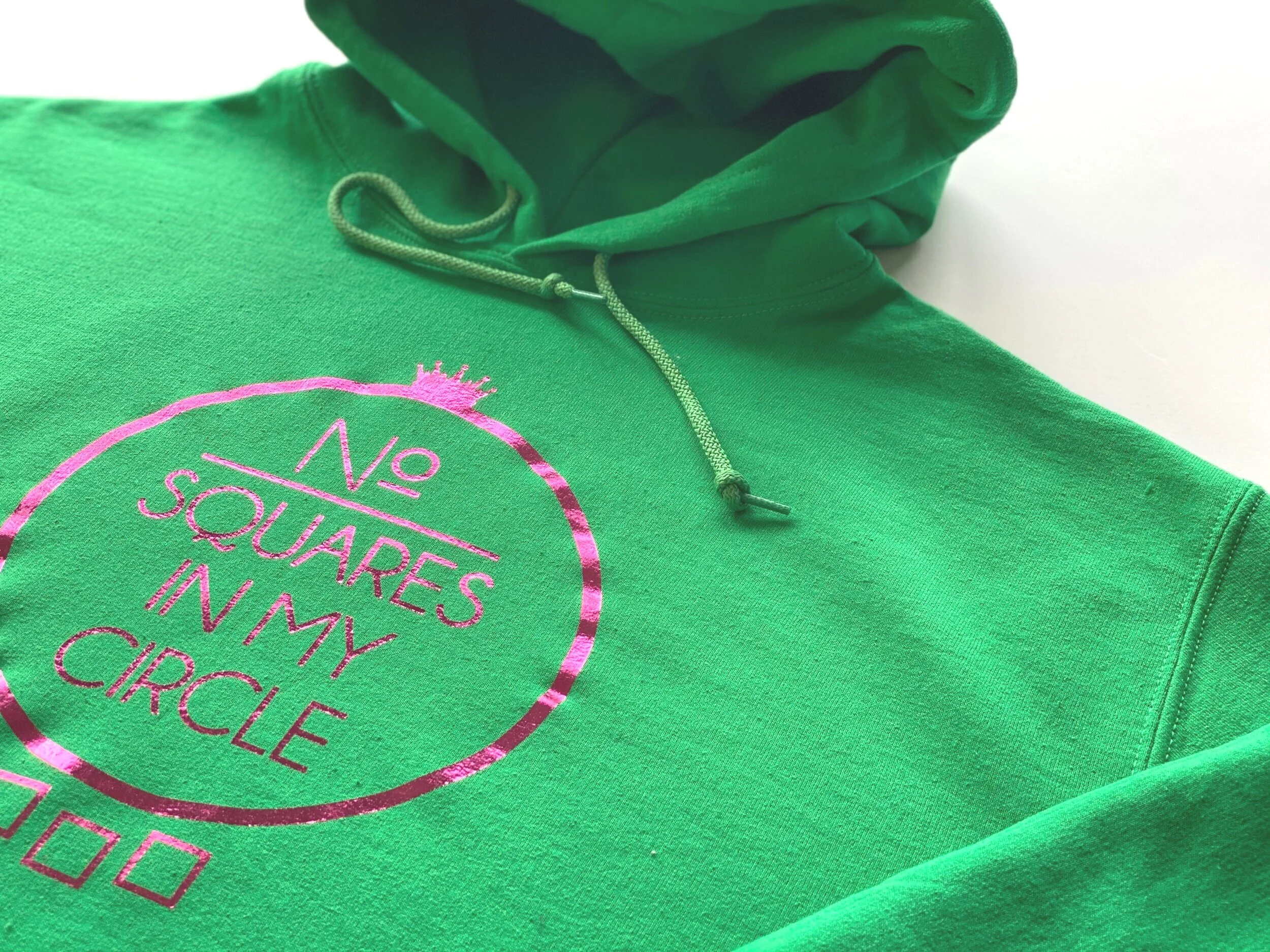 No Squares In My Circle© Green w/ Pink