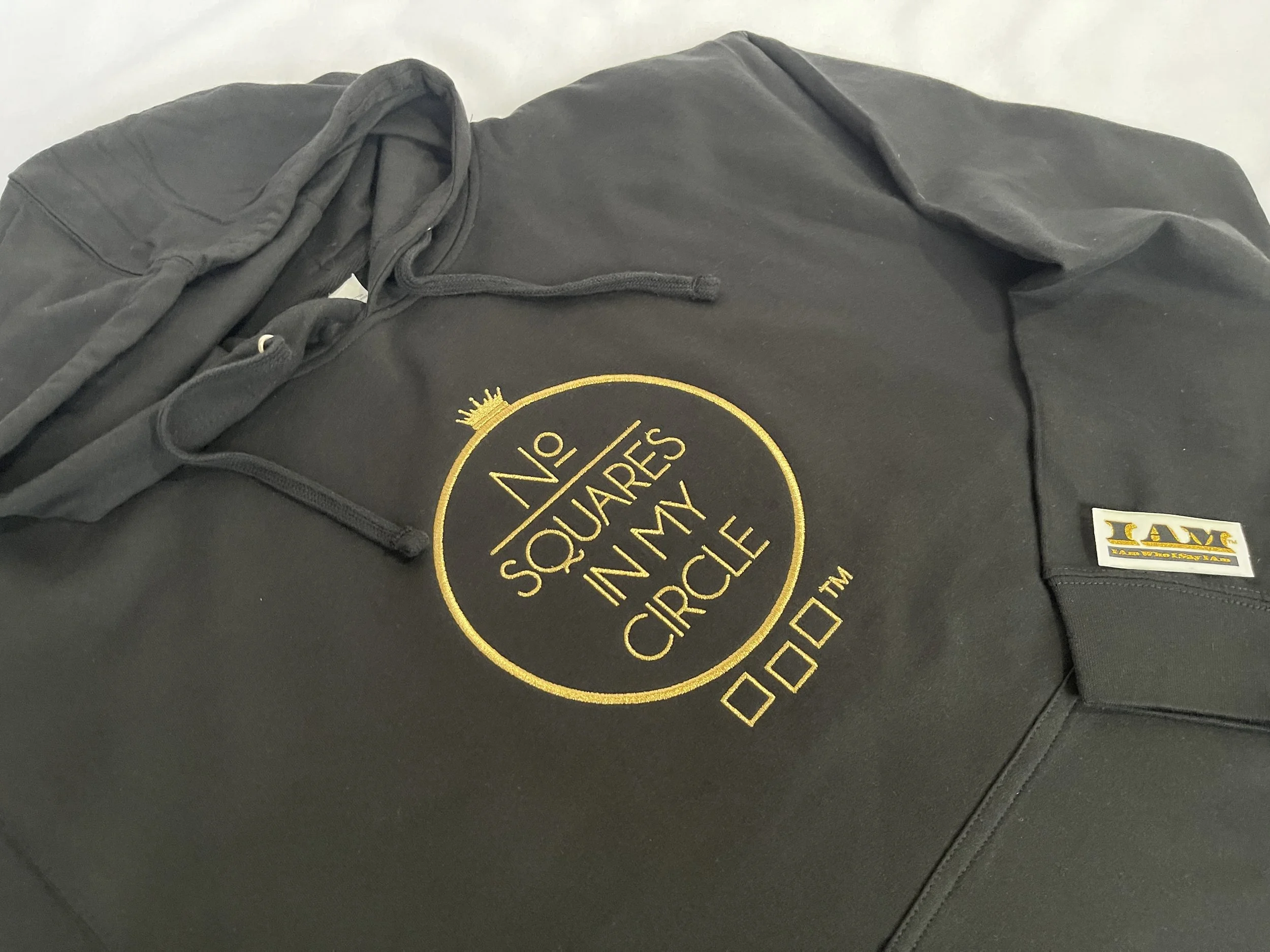 No Squares In My Circle™ Black/Gold