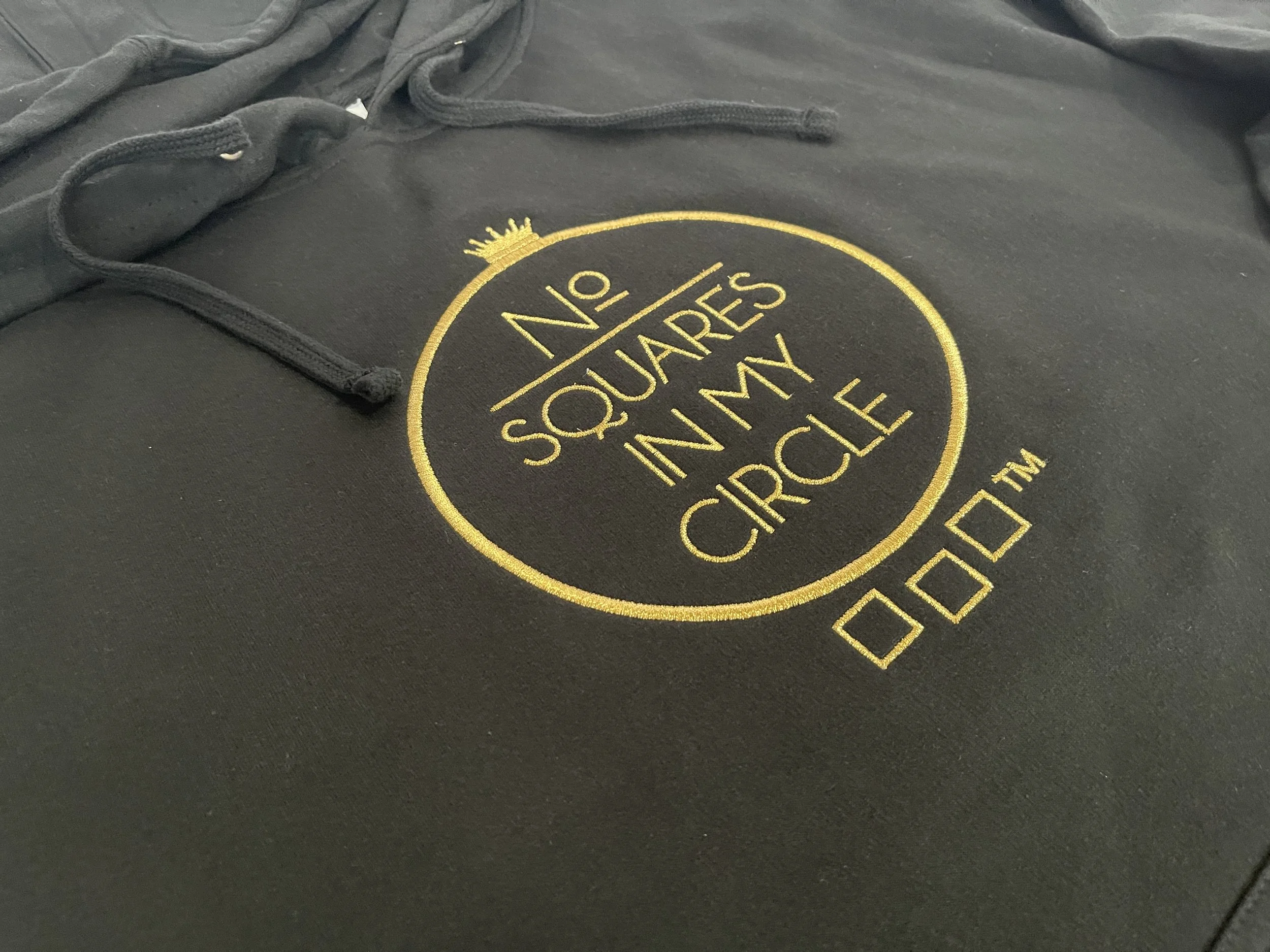 No Squares In My Circle™ Gold Embroidery