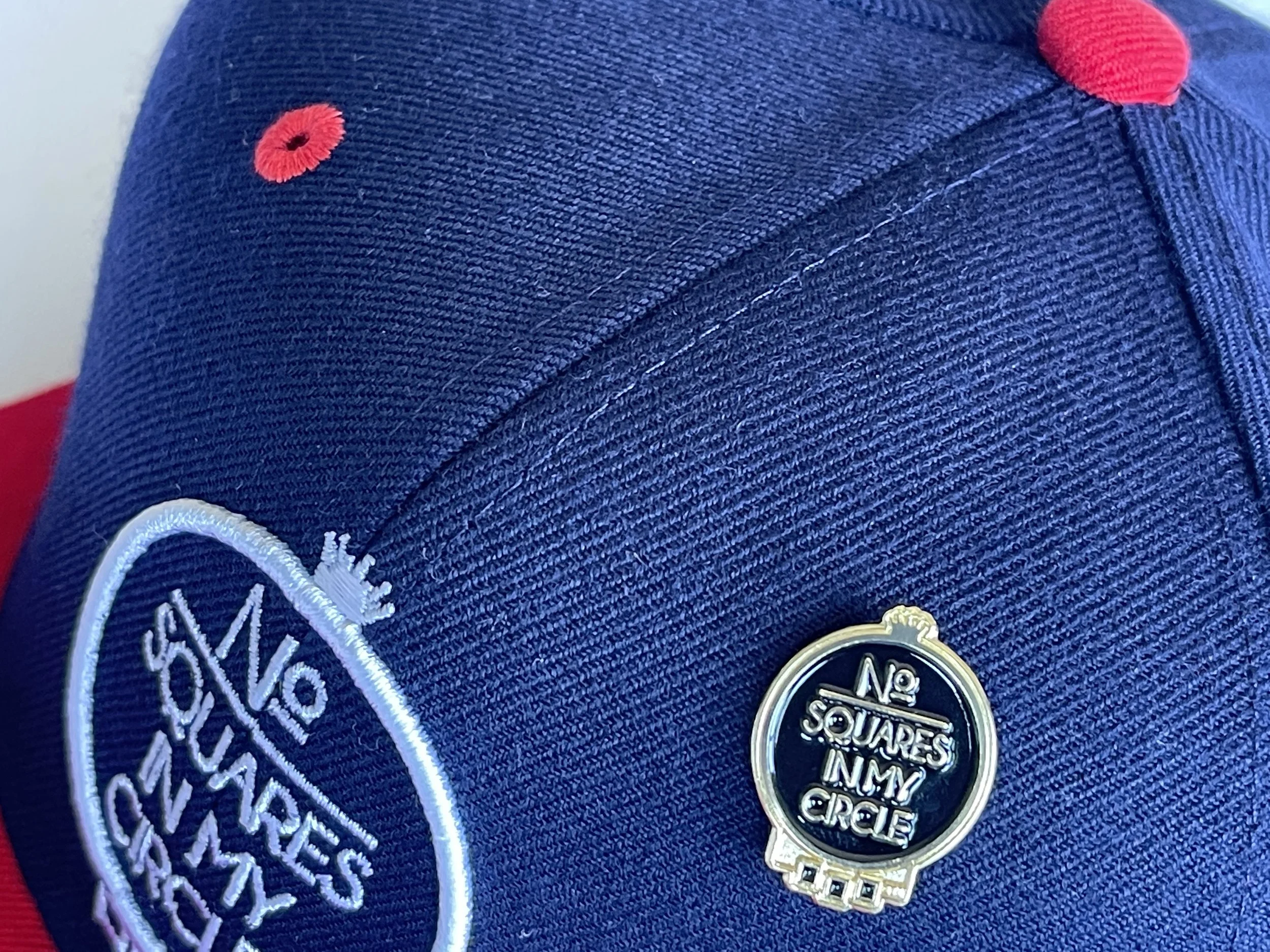 No Squares In My Circle™️&nbsp;Pin Gold 