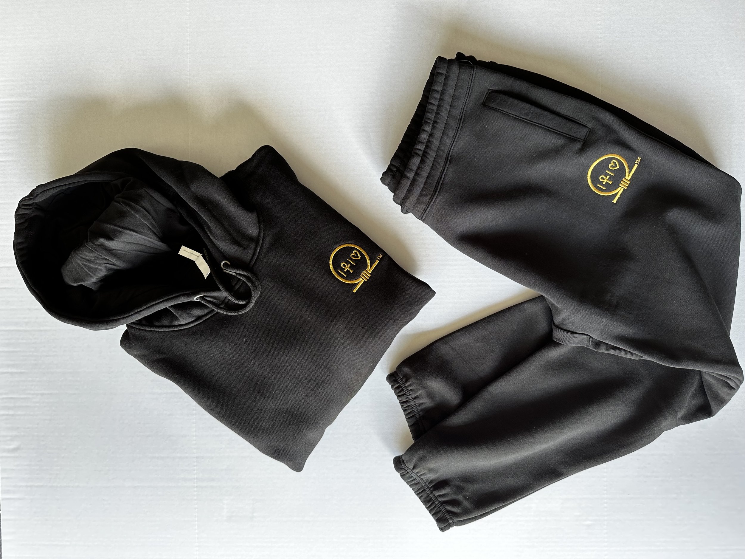 One Life One Love™ Gold / Left Chest