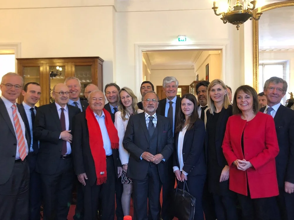 EN PRÉSENCE D'OLIVIER DASSAULT, JEAN-MICHEL FOURGOUS, JEAN-CLAUDE BOUCHET, BERNARD BROCHAND, PIERRE CORDIER, TYPHAINE DEGOIS, VIRGINIE DUBY-MULLER, JEAN-JACQUES FERRARA, FABIEN DI FILIPPO, MEYER HABIB, CLAUDE DE GANAY, LAURENT GARCIA, SÉBASTIEN HUYGHE, BRIGITTE KUSTER, CHARLES DE LA VERPILLÈRE, CONSTANCE LE GRIP, JEAN-PAUL MATTEI, ERIC PAUGET, FRÉDÉRIC REISS, RAPHAEL SCHELLENBERGER, PIERRE VATIN, STÉPHANE VIRY