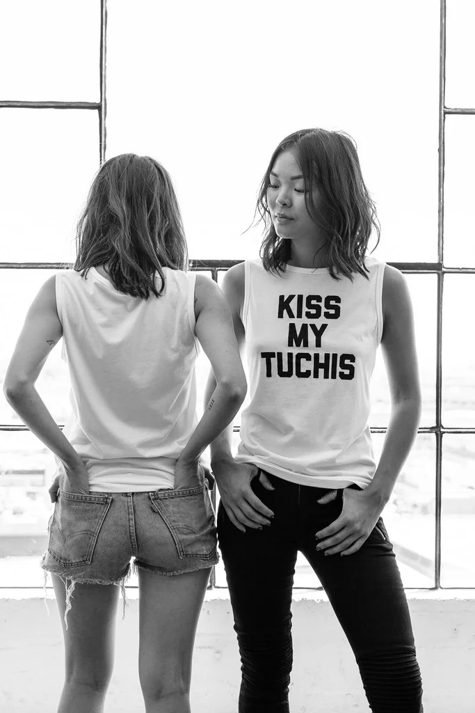 Lifestyle_KissMyTuchis.jpeg