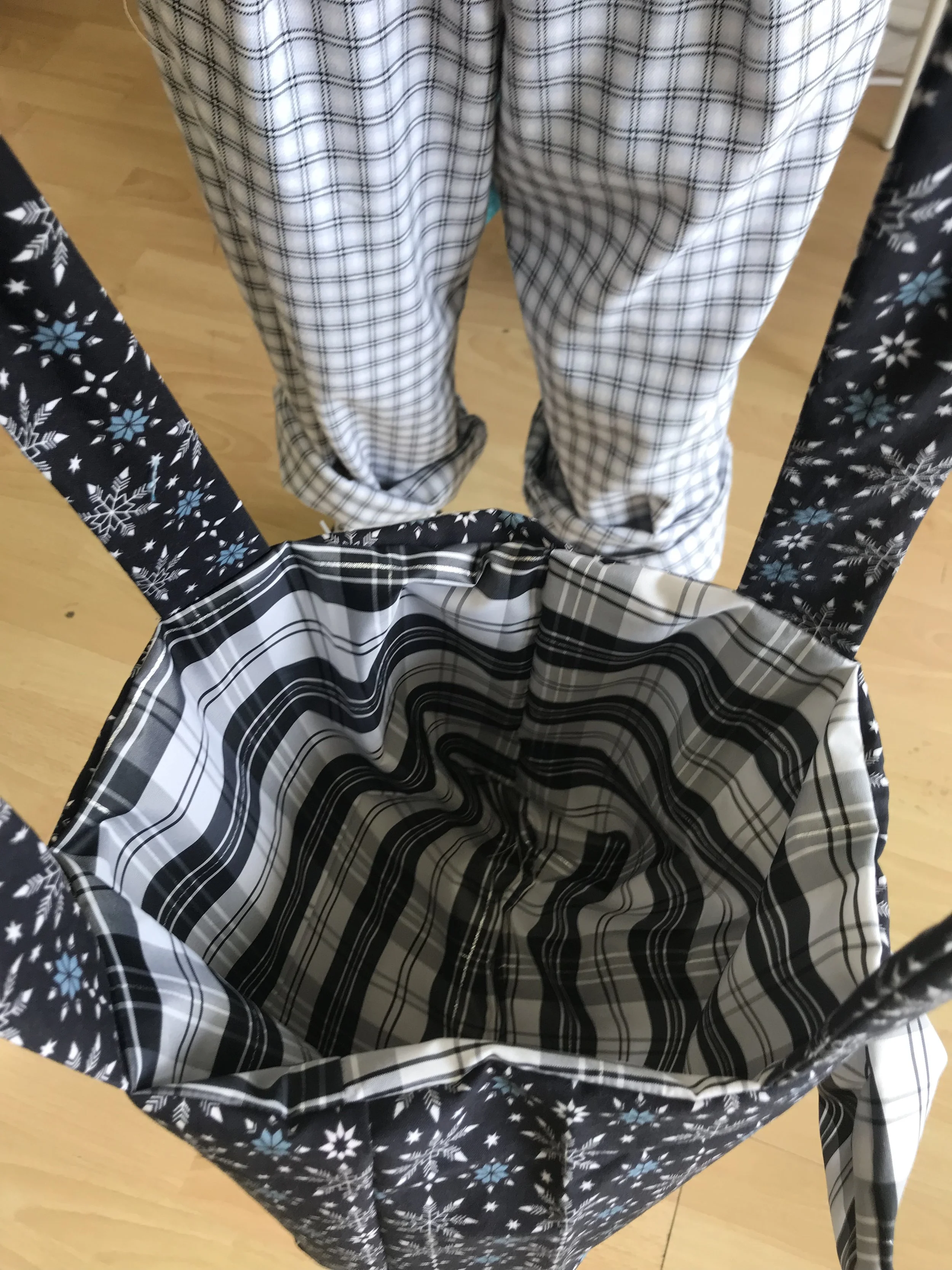 bow tote bag interior.jpg
