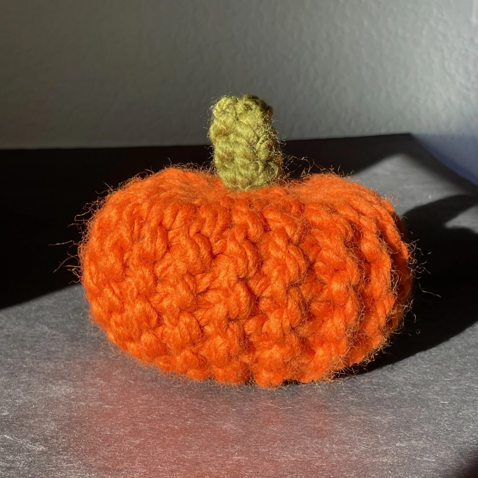 knitted pumpkin.jpeg