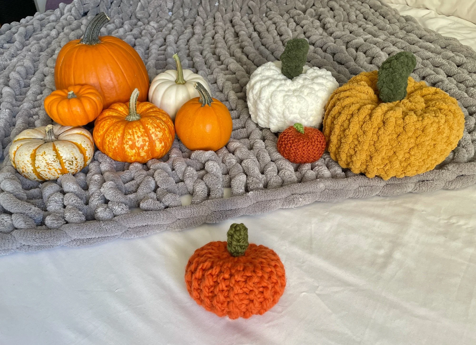 knitted pumpkin4.jpeg