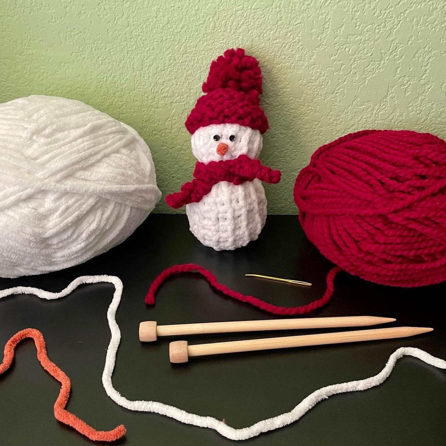 ⛄️Knitted Snowman🧶
The perfect little plushie to make for the holidays! 
Sign ups are open in December!
Visit campfashionista.net for more info

#knitting #knittedsnowman #visitsanjose