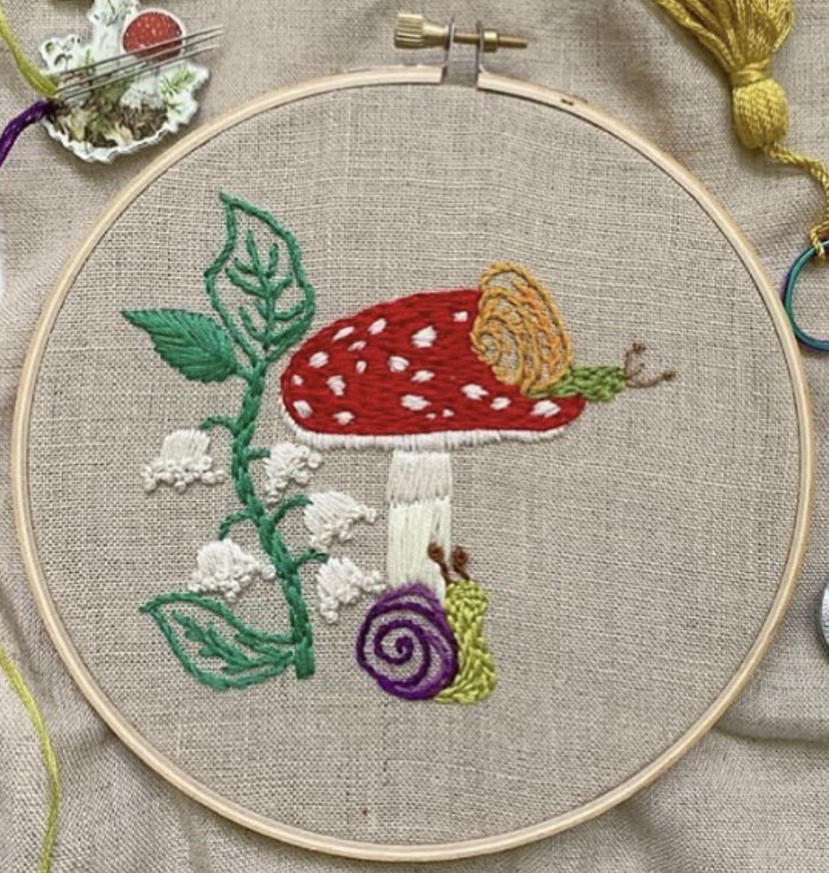 embroidery hoop mushroom.png