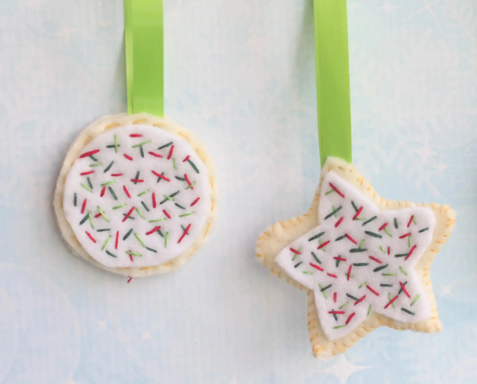 felt-cookie-ornament hand sew.jpg