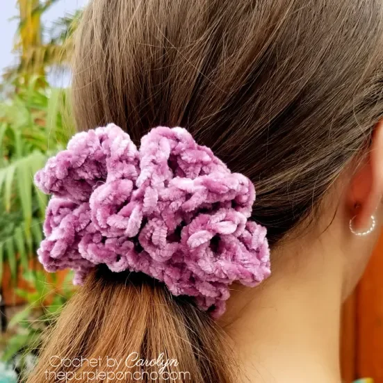 Free-Crochet-Pattern-Simple-Crochet-Scrunchie-on-thepurpleponcho.com-Crochet-by-Carolyn.webp (Copy)