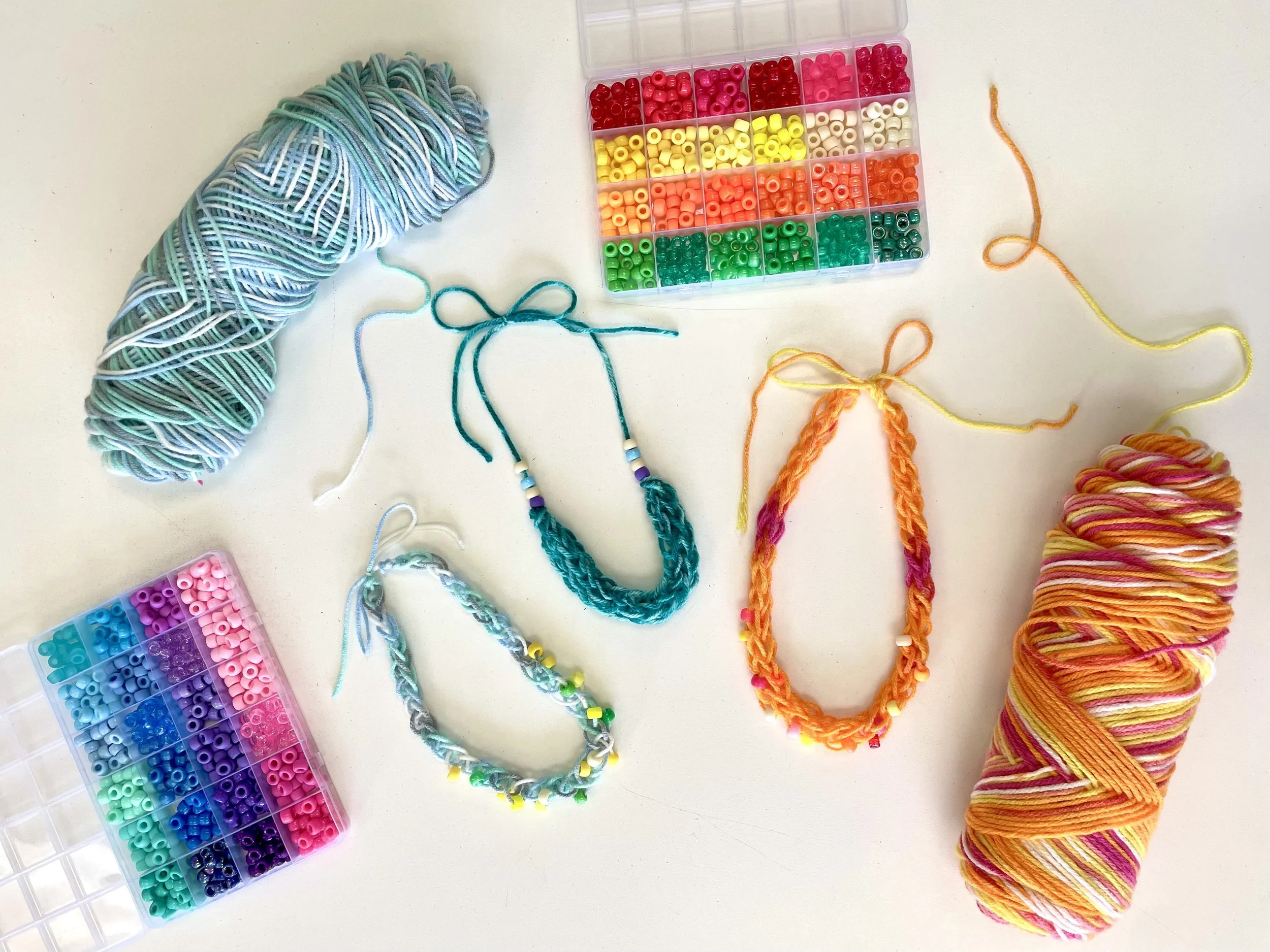 fingerknit necklace10.jpg