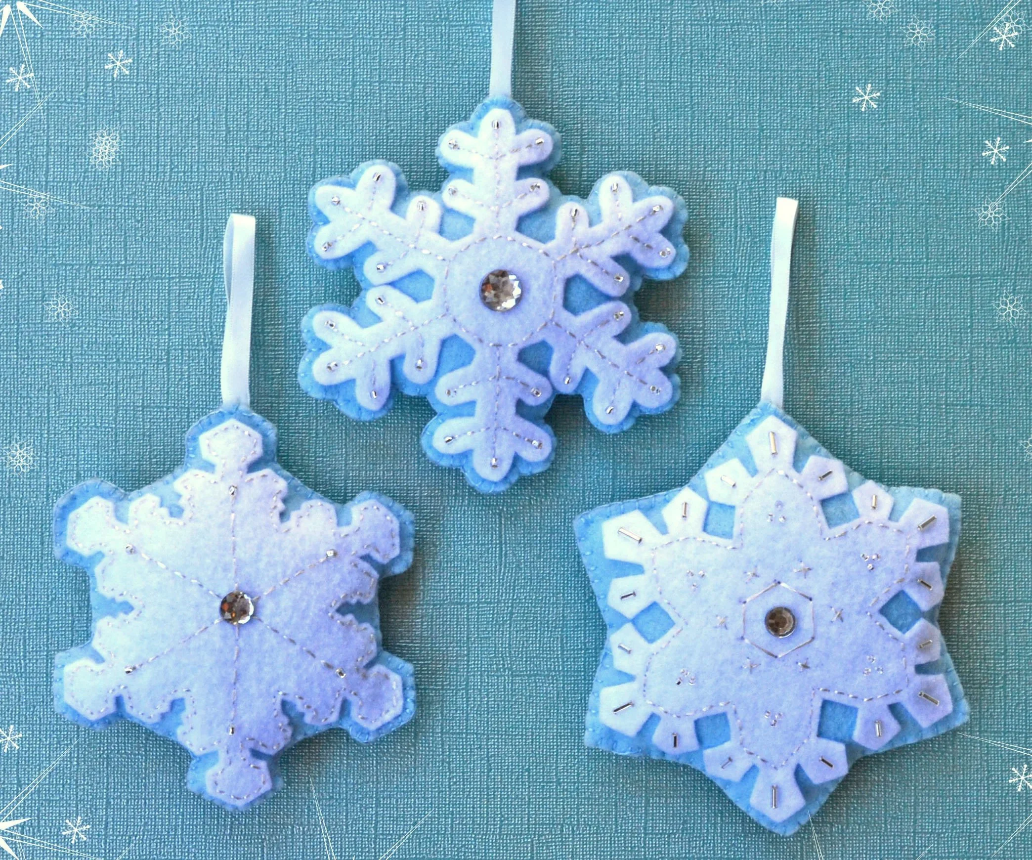 hand sew ornament snowflake.jpg