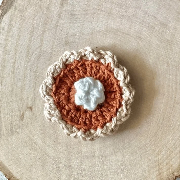 mini+pumpkin+pie+crochet.jpg