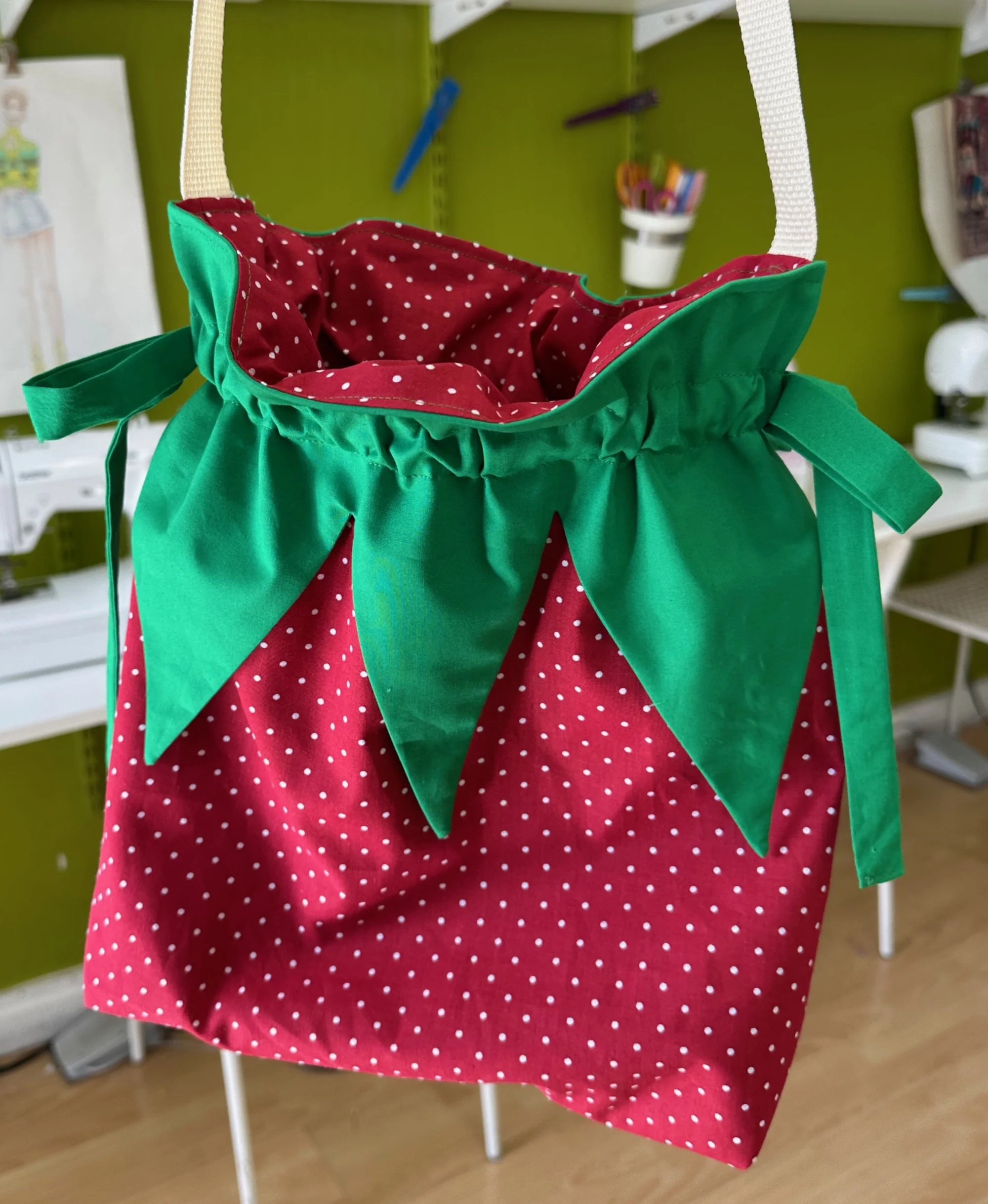 strawberry drawstring bag 2.jpeg