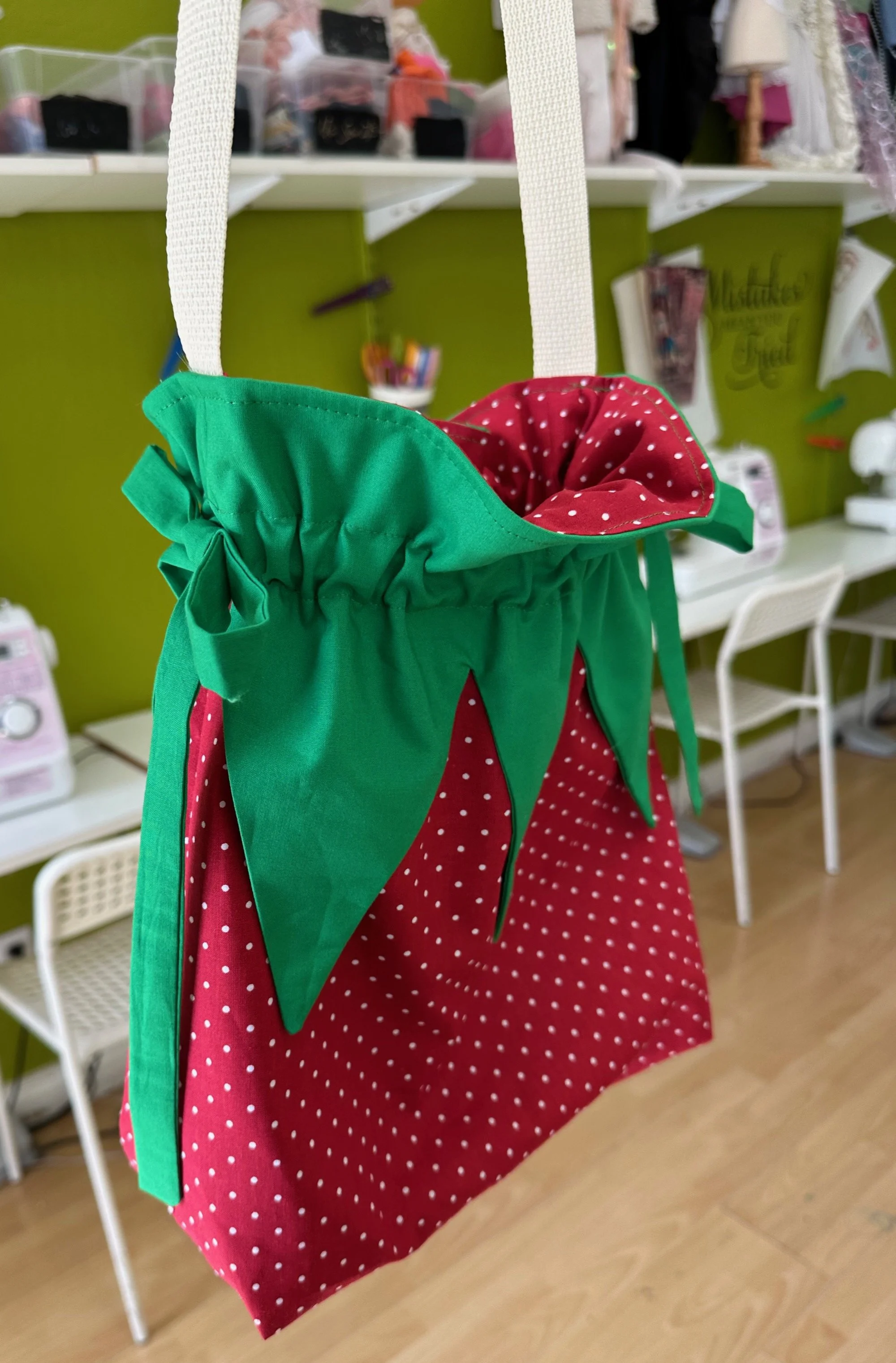 strawberry drawstring bag - 3.jpeg