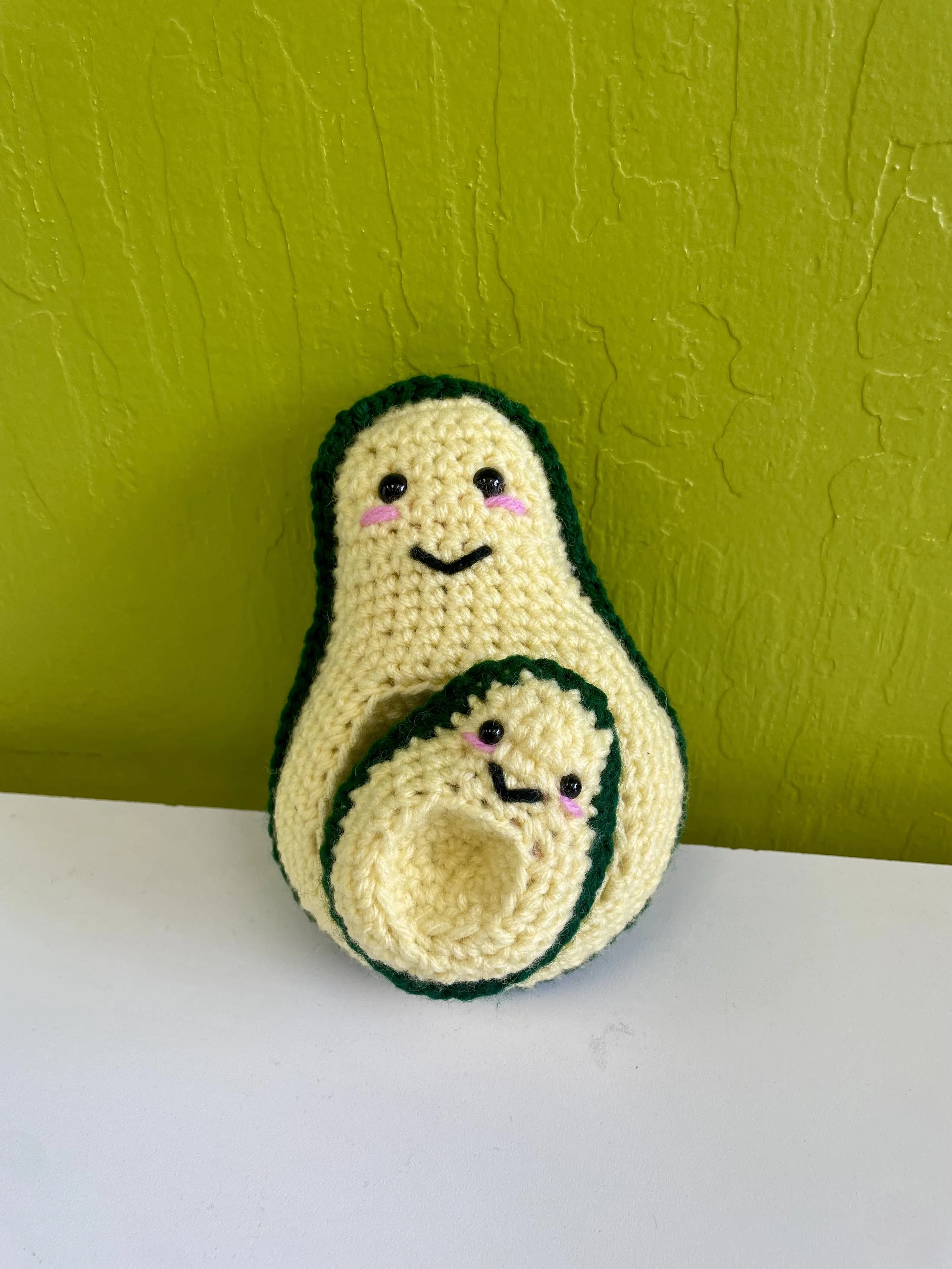 crochet nesting avocados2.jpg