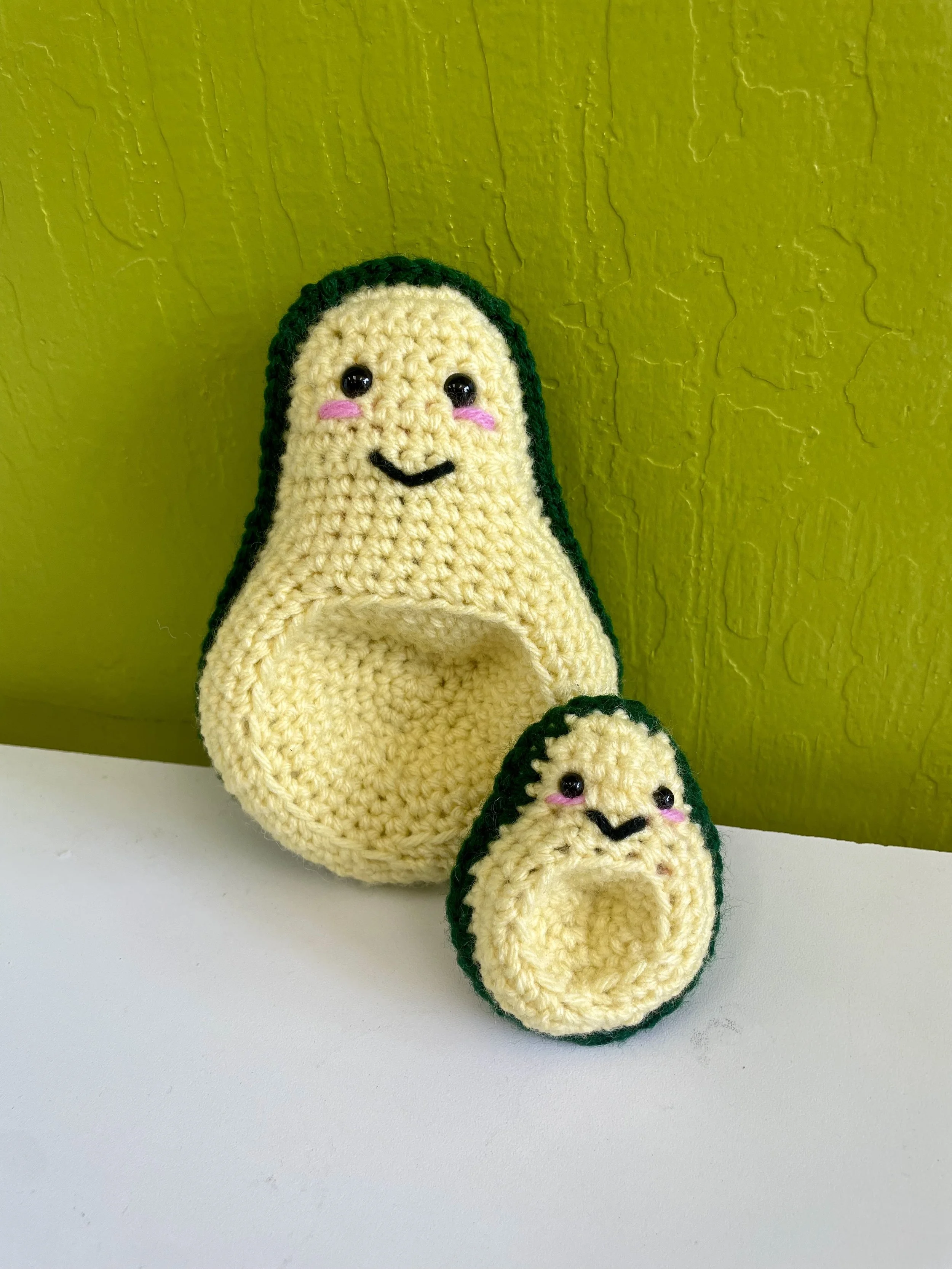 crochet nesting avocados.jpg