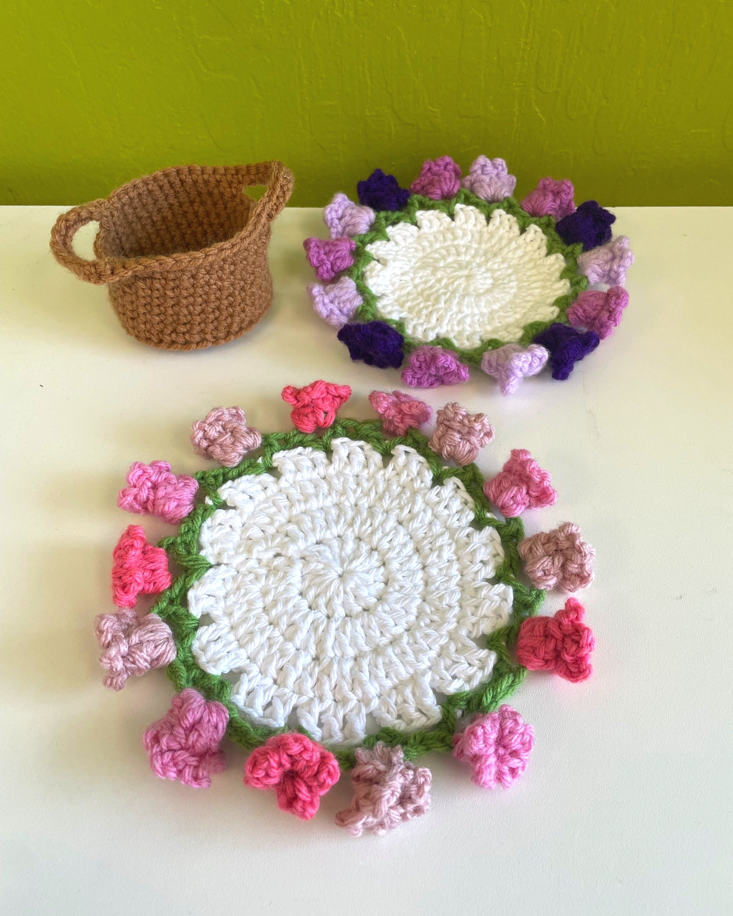 crochet+flower+coaster+9.jpg