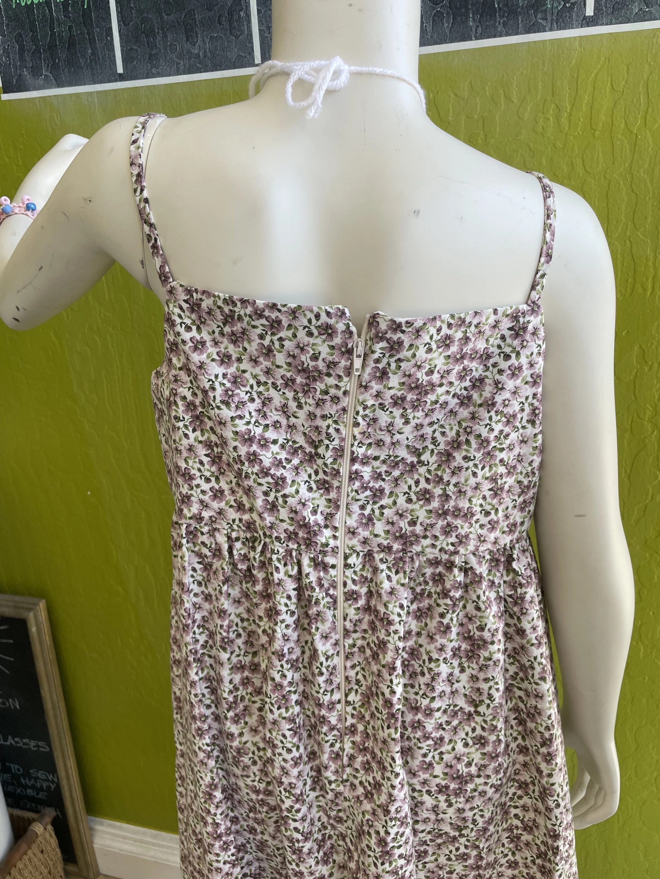cottage dress.jpg