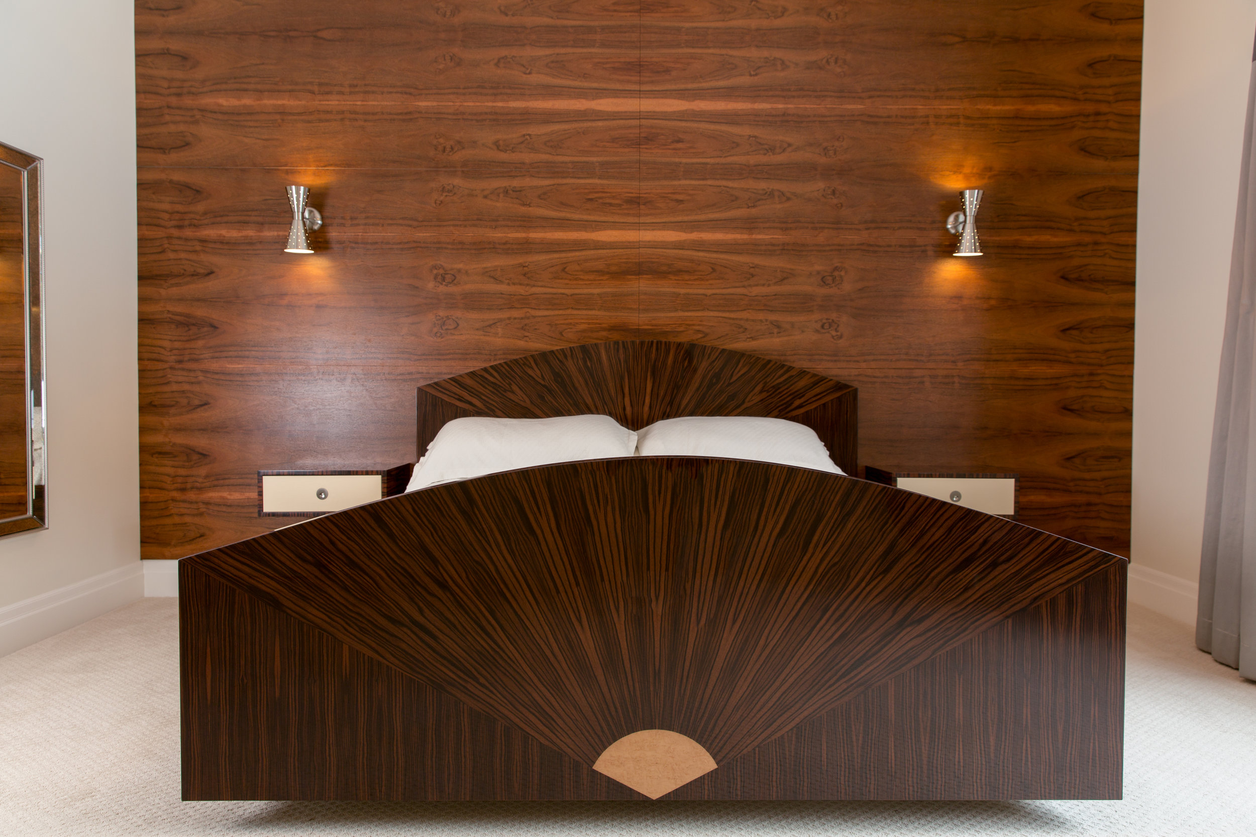 Leta Floating Dream Bed in Ebony and Bird's Eye Maple