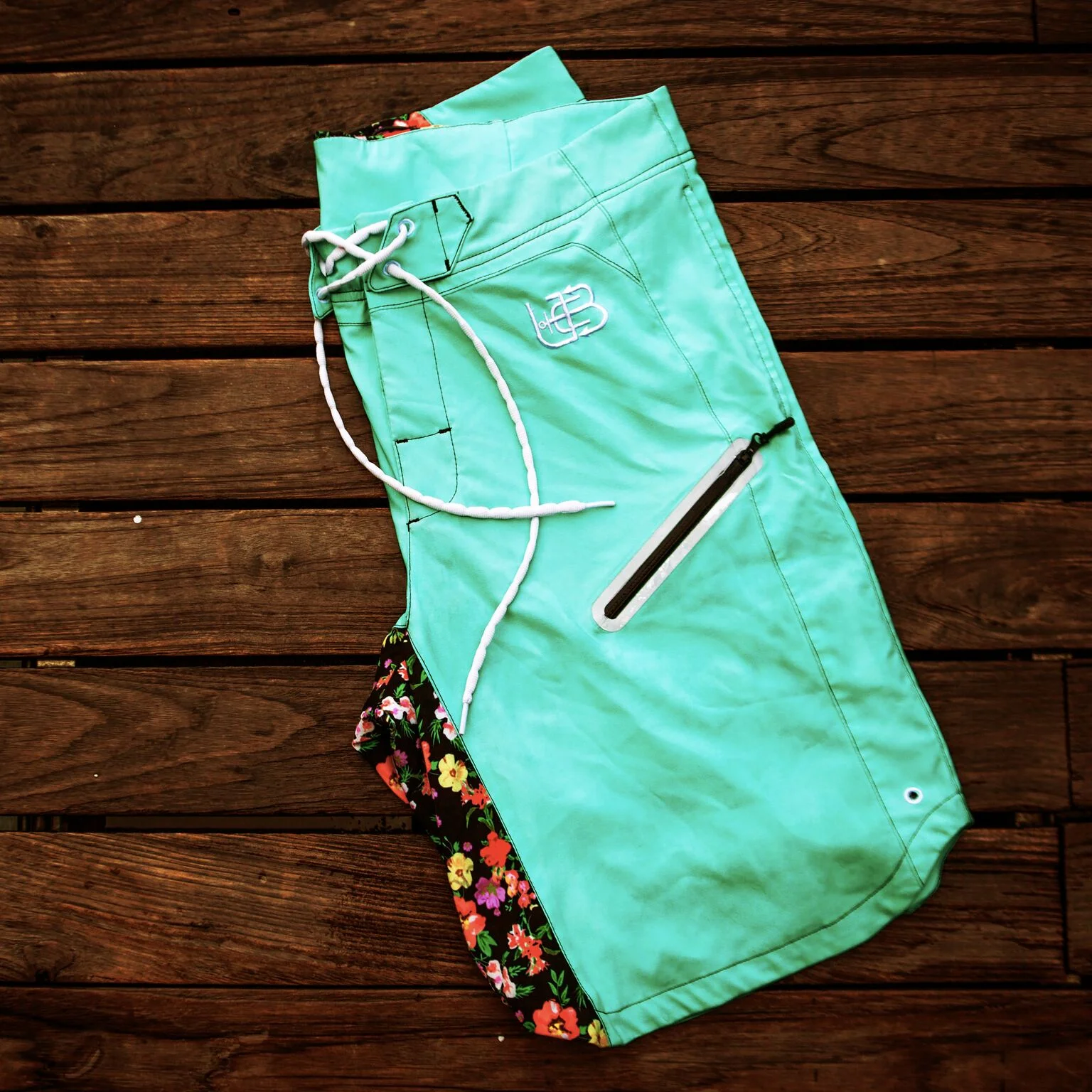 teal_wood_thailand.jpg