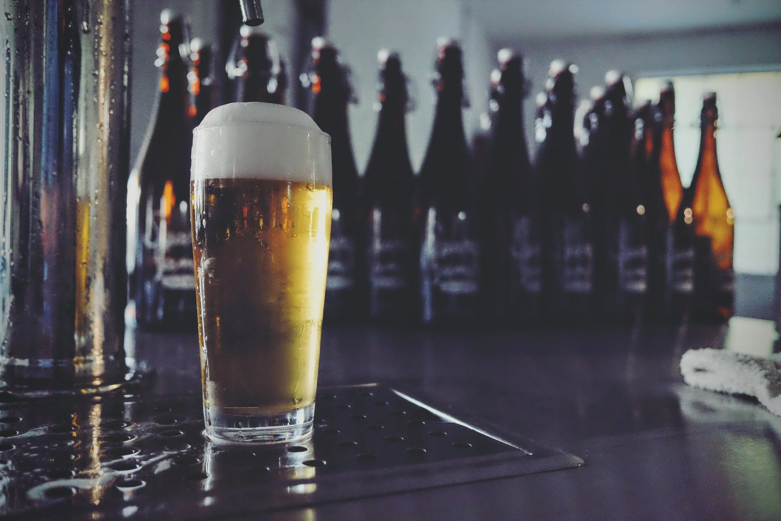 pils pour.jpg