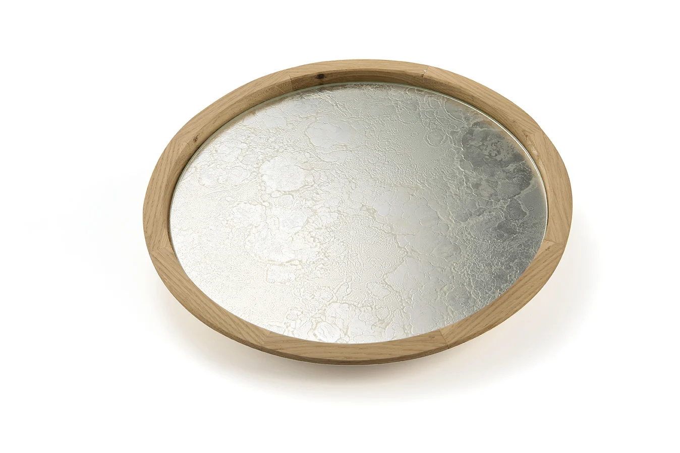 TRAY