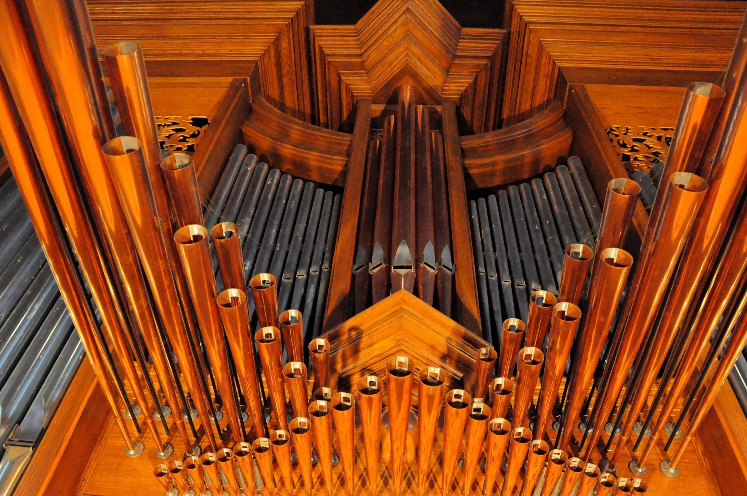 Lloyd Cast Organ Fellowship