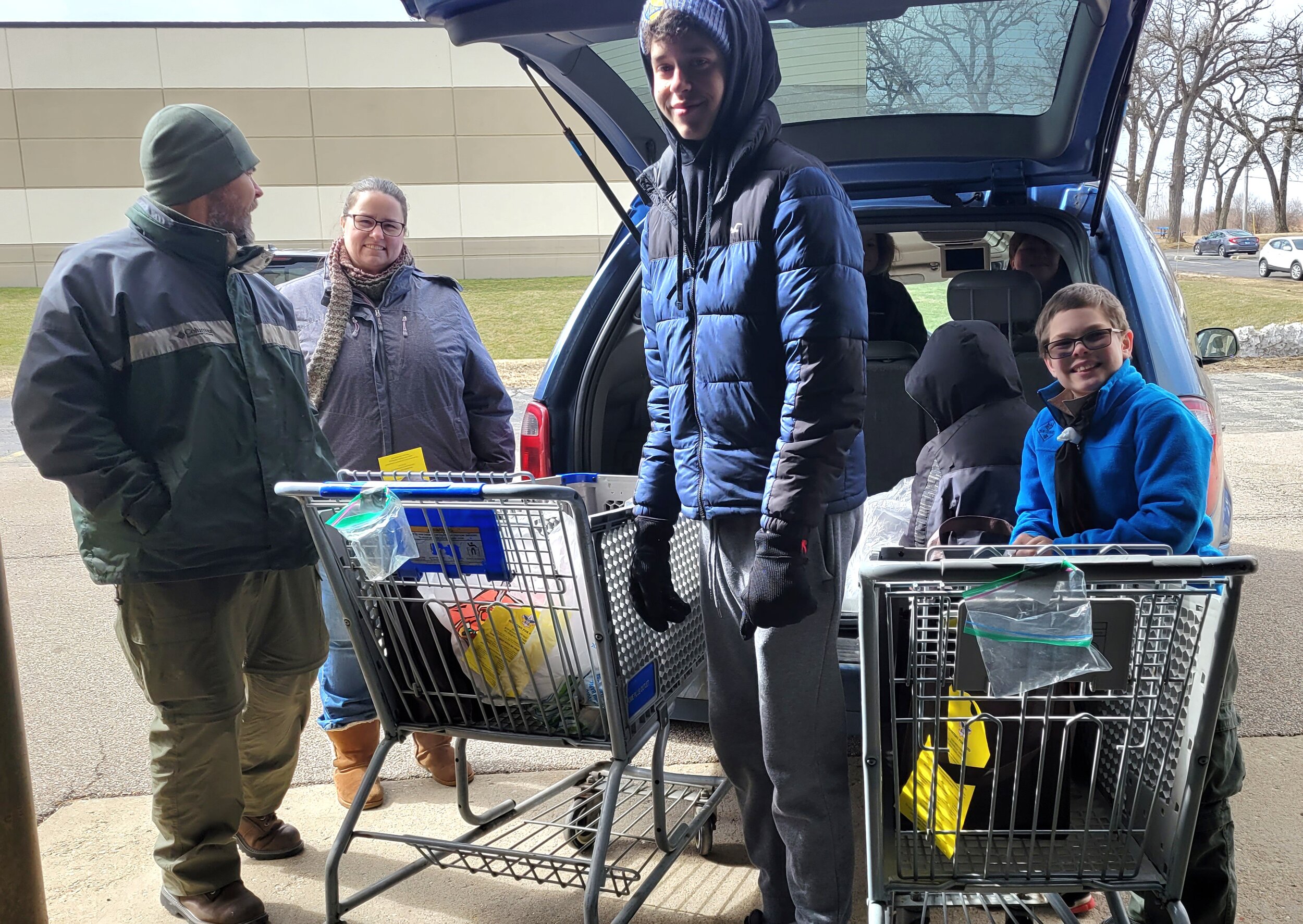 Thank you to Boy Scouts Troop/Pack 267 and their families for bravely collecting items in Sun City in frigid temperatures. Thank you to the residents of Sun City for their generosity. 