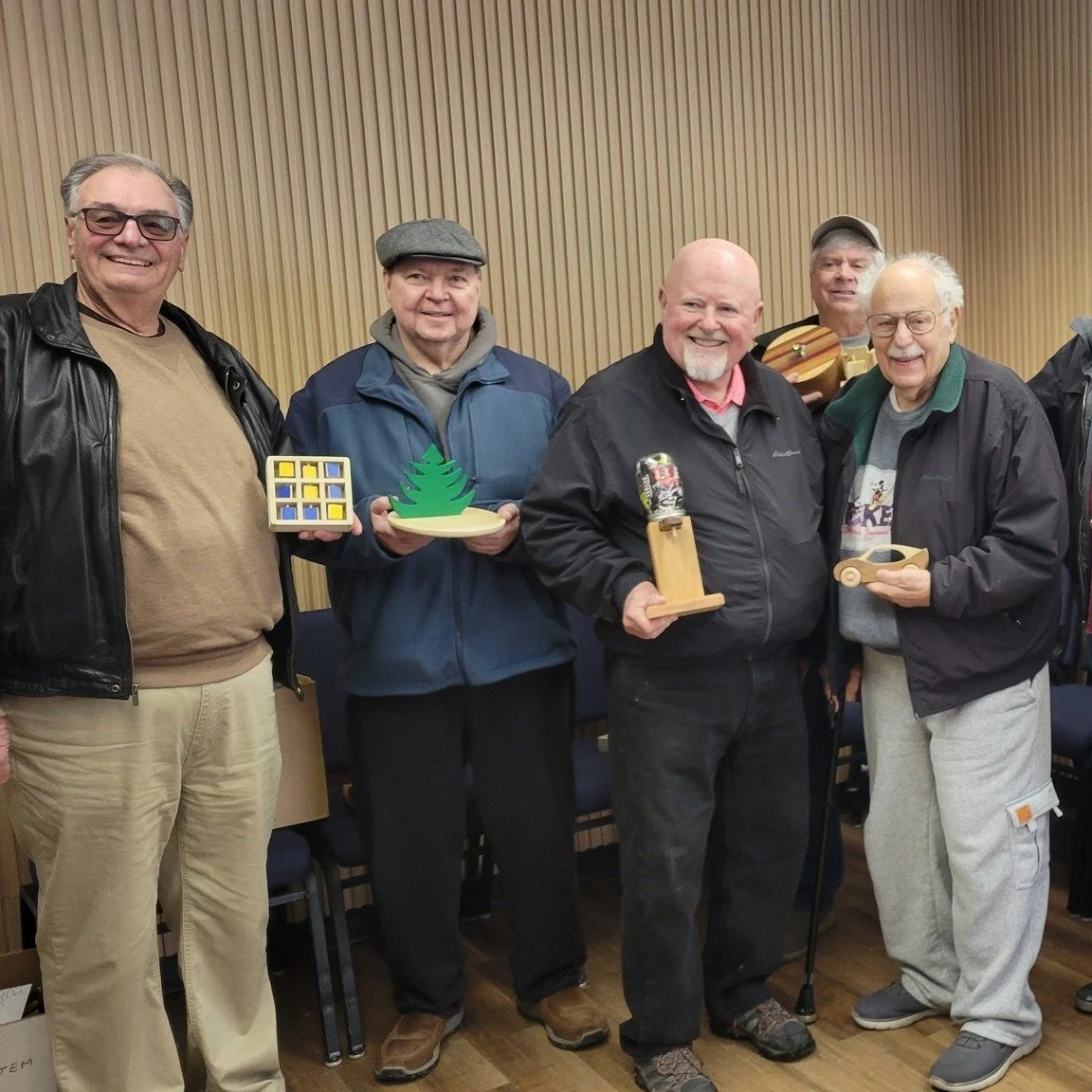 The Sun City Woodchucks once again shared their talent and generosity with Grafton Food Pantry &mdash; donating over 100 hand-crafted toys for local children. We&rsquo;re grateful for your longtime commitment to lifting up our community.
#GraftonFood