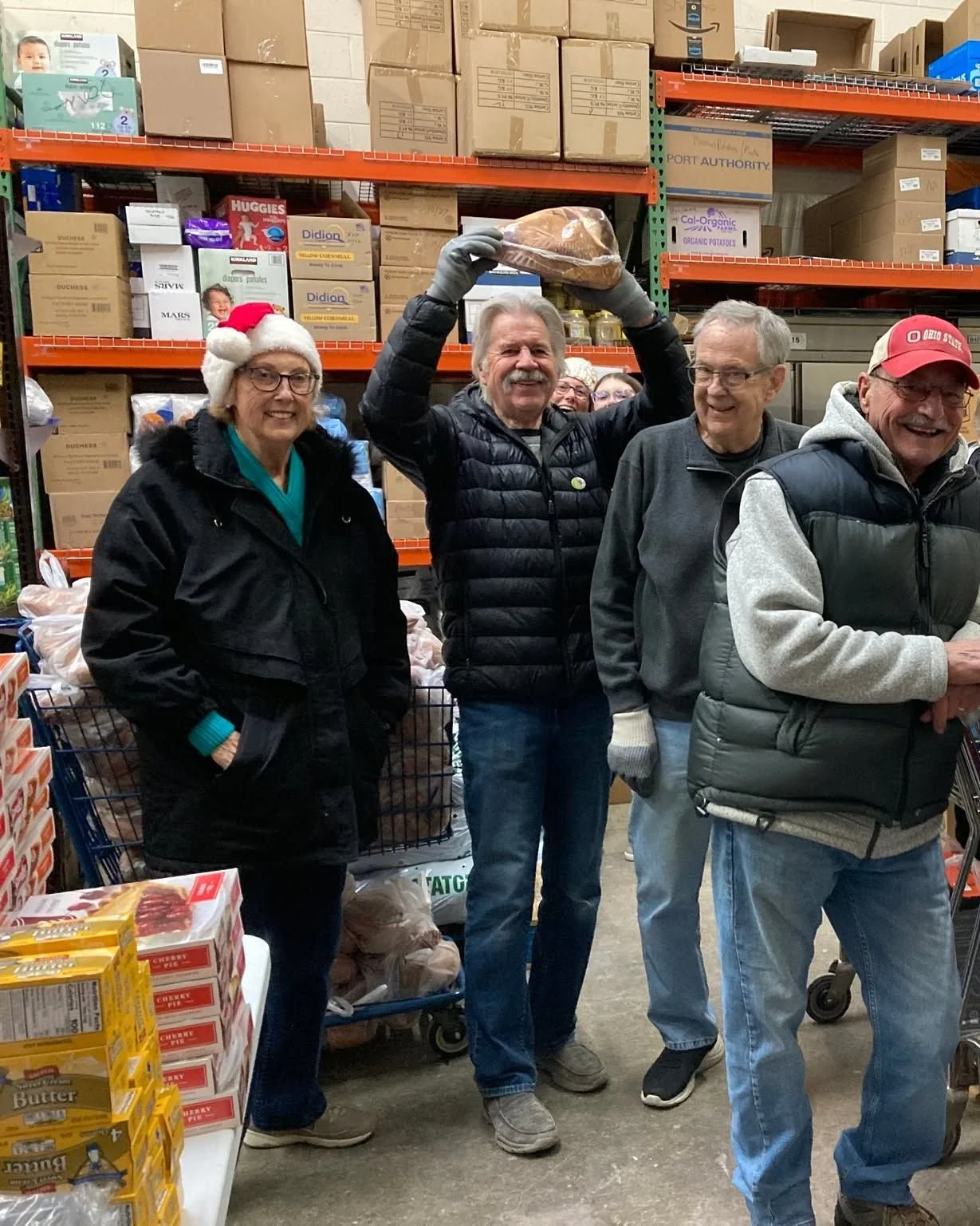 Thank you to our dedicated and tireless volunteers and managers who helped distribute over 200 holiday meals. You are truly the heart and soul of our organization &mdash; each and every day. ❤️