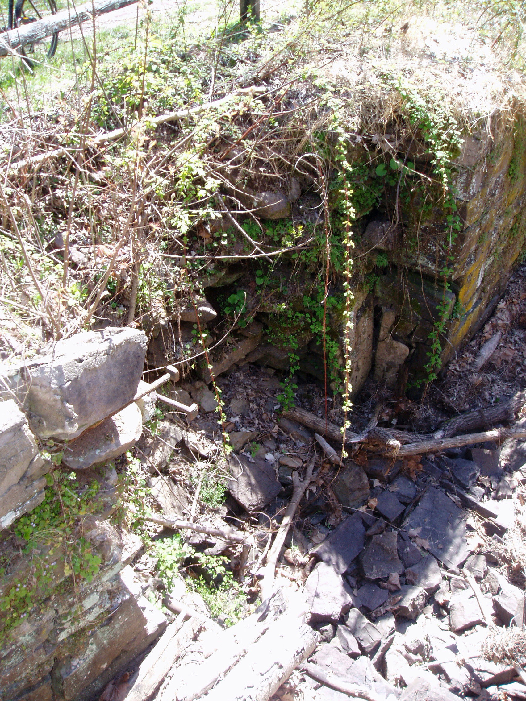 Treasure island lock 17 april 2012 006.jpg